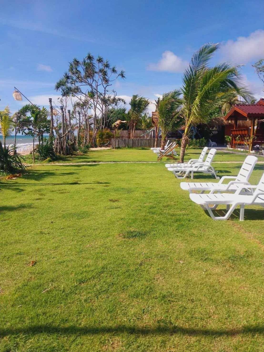 Walden Koh Lanta - Tiny Homes By The Sea Kültér fotó